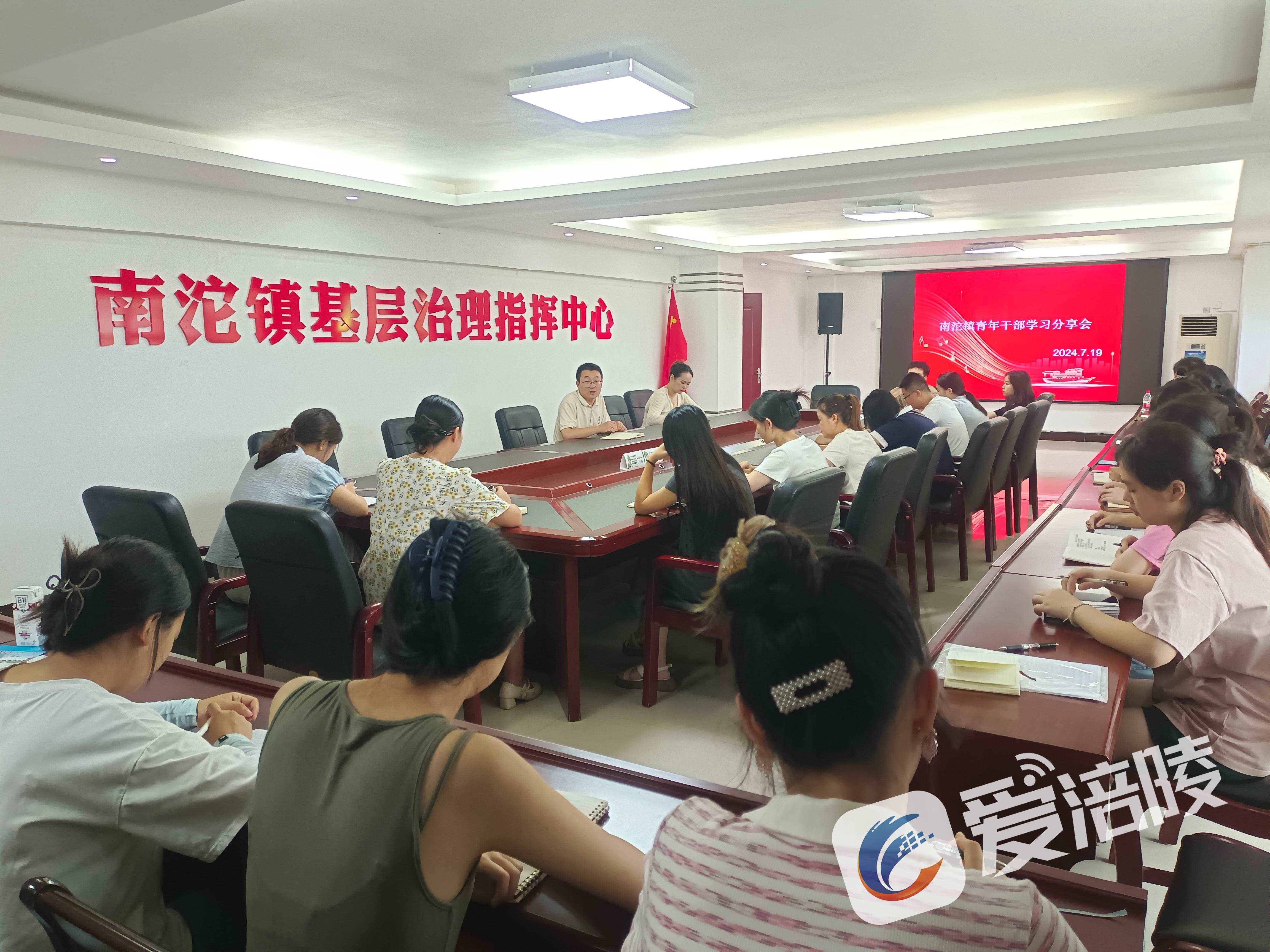 a1cbce15dfcb7f2be9486e94a90cb001e203db.jpg a1cbce15dfcb7f2be9486e94a90cb001e203db.jpg